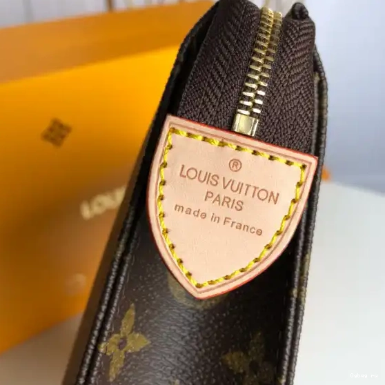 TOILETRY 26 Louis POUCH Vuitton 0514